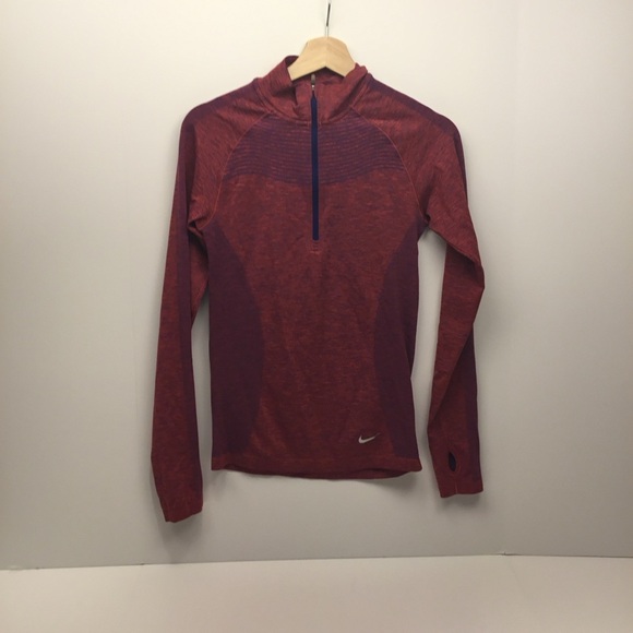Nike Running Dri Fit Long Sleeve Top womens size small - Picture 2 of 6